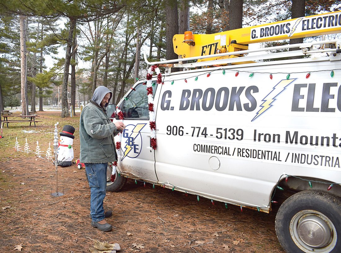 The spirit of the season News, Sports, Jobs The Daily News